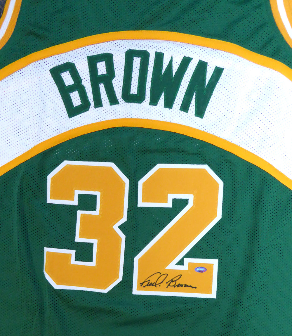 Seattle Sonics Fred Brown Autographed Green Jersey MCS Holo Stock #106743