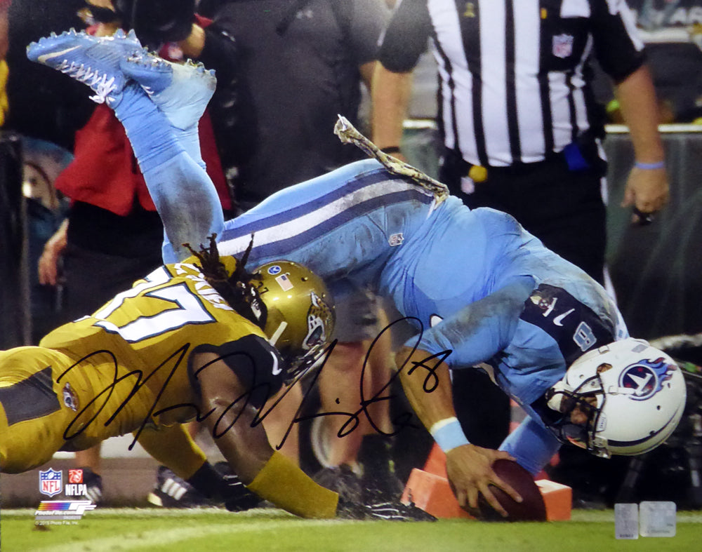 Marcus Mariota Autographed 16x20 Photo Tennessee Titans MM Holo #01922