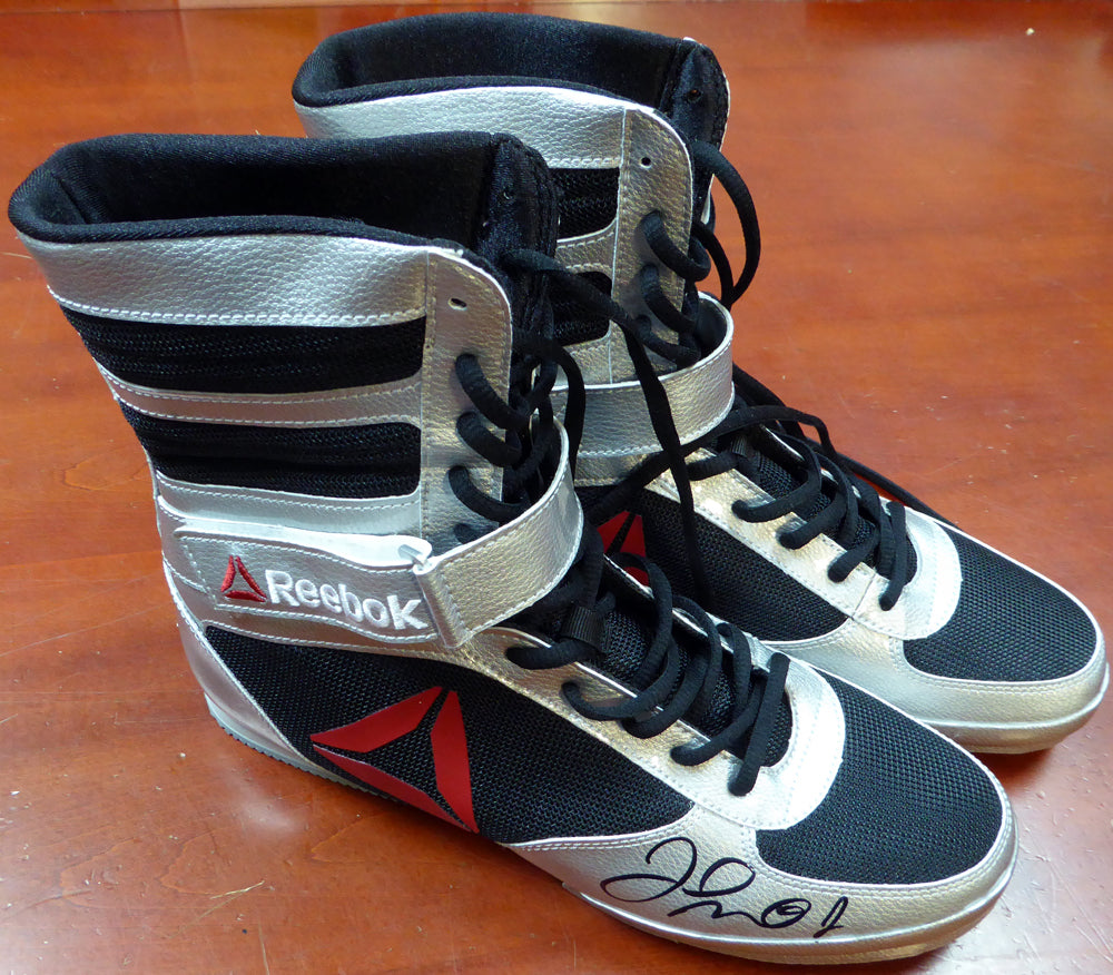 Floyd Mayweather Jr. Autographed Reebok Silver Boxing Shoes Beckett BAS Stock #121801