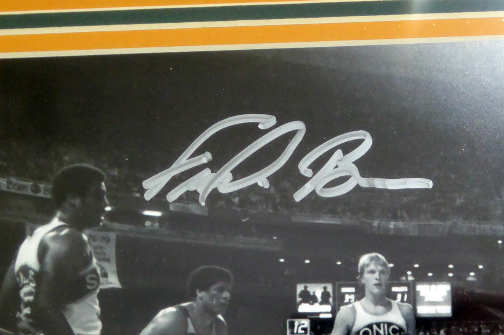 Downtown Fred Brown Autographed Framed 8x10 Photo Seattle Sonics MCS Holo Stock #123676