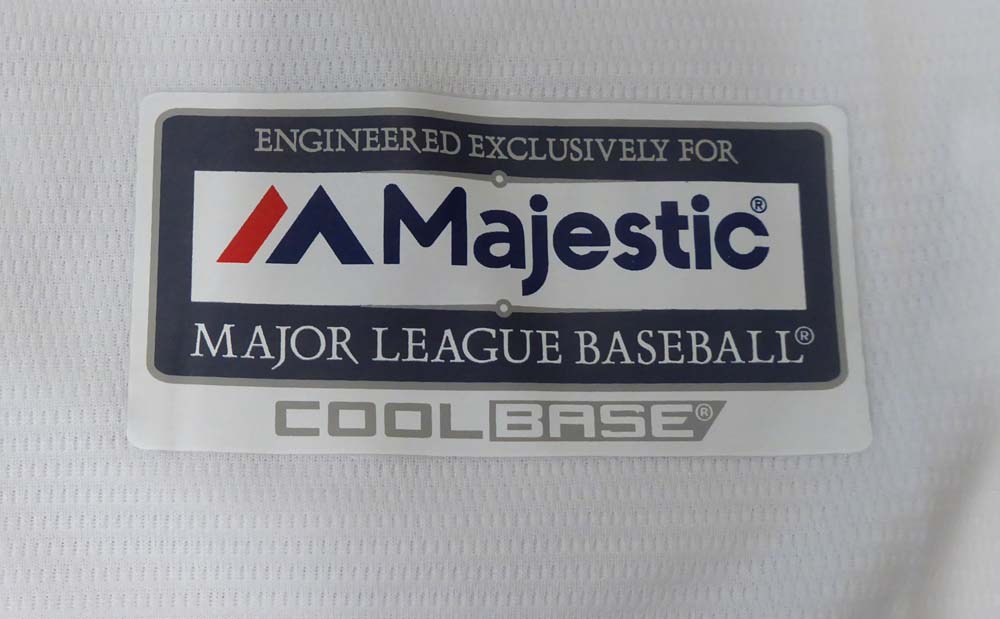 Seattle Mariners Ichiro Suzuki Autographed White Majestic Cool Base Jersey "#51" Size XL IS Holo Stock #148635