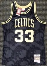 Boston Celtics Larry Bird Autographed Black Mitchell & Ness Gold Toile Swingman Jersey Size M Beckett BAS Stock #177714
