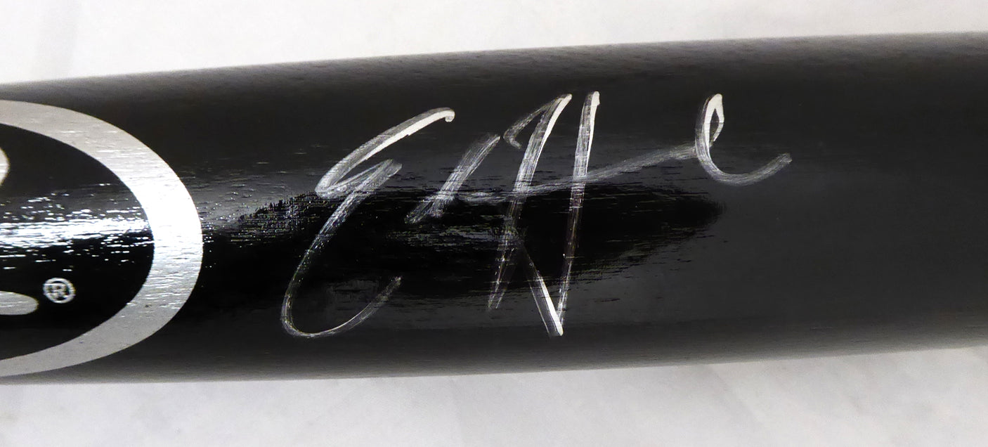 Ed Howard Autographed Rawlings Bat Chicago Cubs (Light Signature) Beckett BAS #R45862