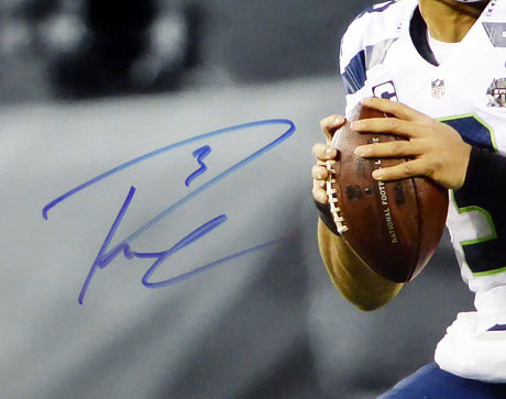 Russell Wilson Autographed 16x20 Photo Seattle Seahawks Super Bowl RW Holo Stock #106944