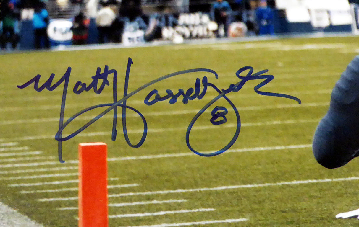 Matt Hasselbeck Autographed Seattle Seahawks 16x20 Photo MCS Holo Stock #111400