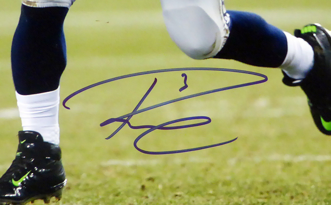 Russell Wilson Autographed 16x20 Photo Seattle Seahawks RW Holo Stock #95143
