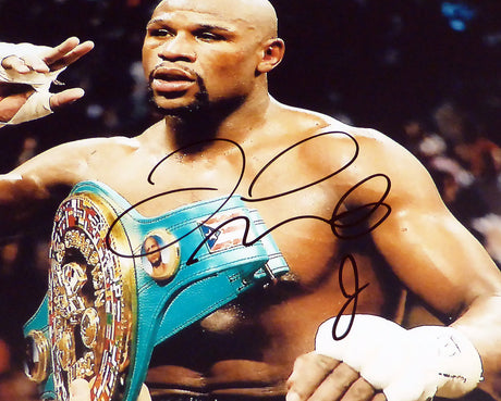Floyd Mayweather Jr. Autographed 16x20 Photo JSA #WPP775522