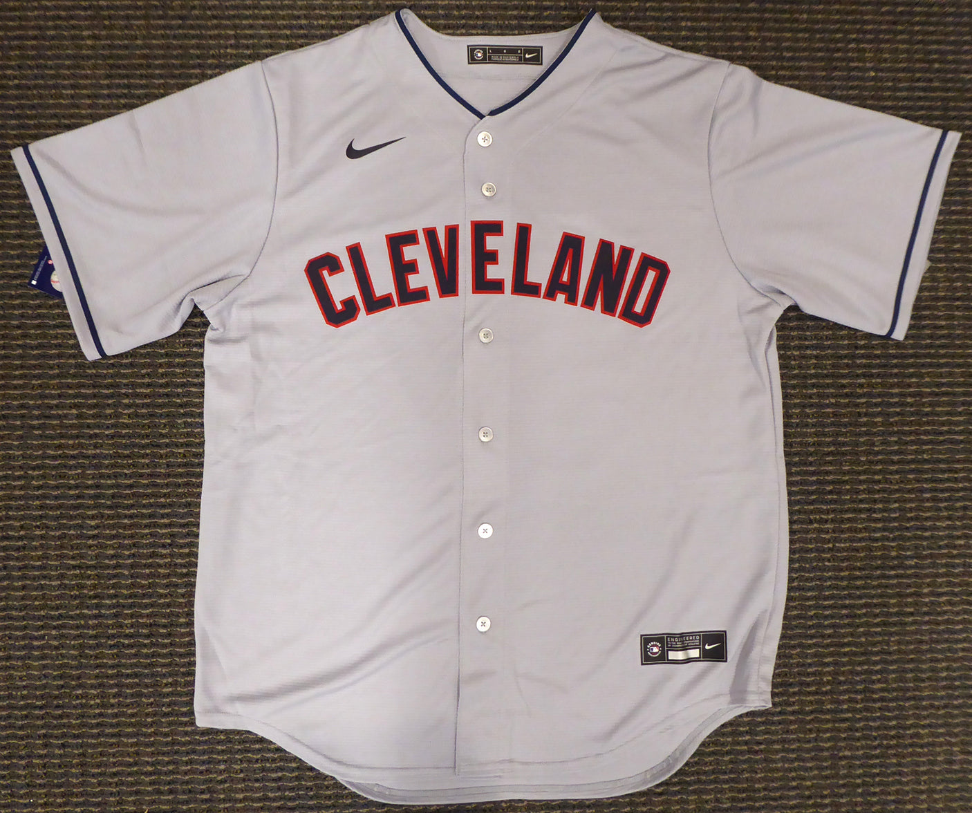 Cleveland Indians Shane Bieber Autographed Gray Nike Jersey Size L "Go Tribe" Beckett BAS Stock #187726