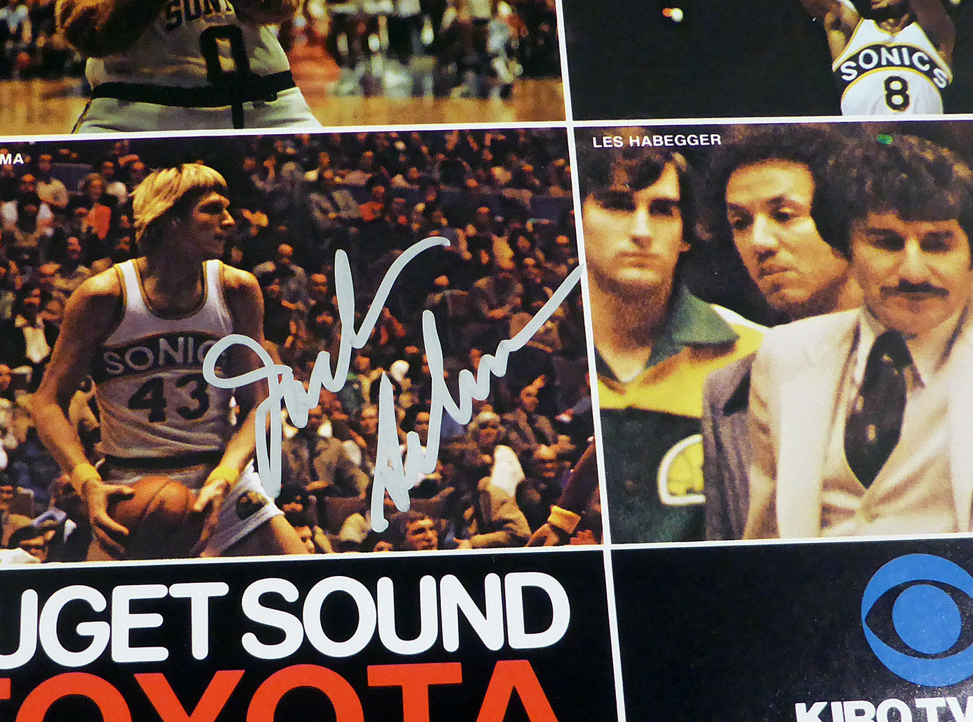 1978-79 NBA Champions Seattle Supersonics Autographed 17x22 Poster Photo With 9 Total Signatures Including Fred Brown & Lenny Wilkens MCS Holo #51051