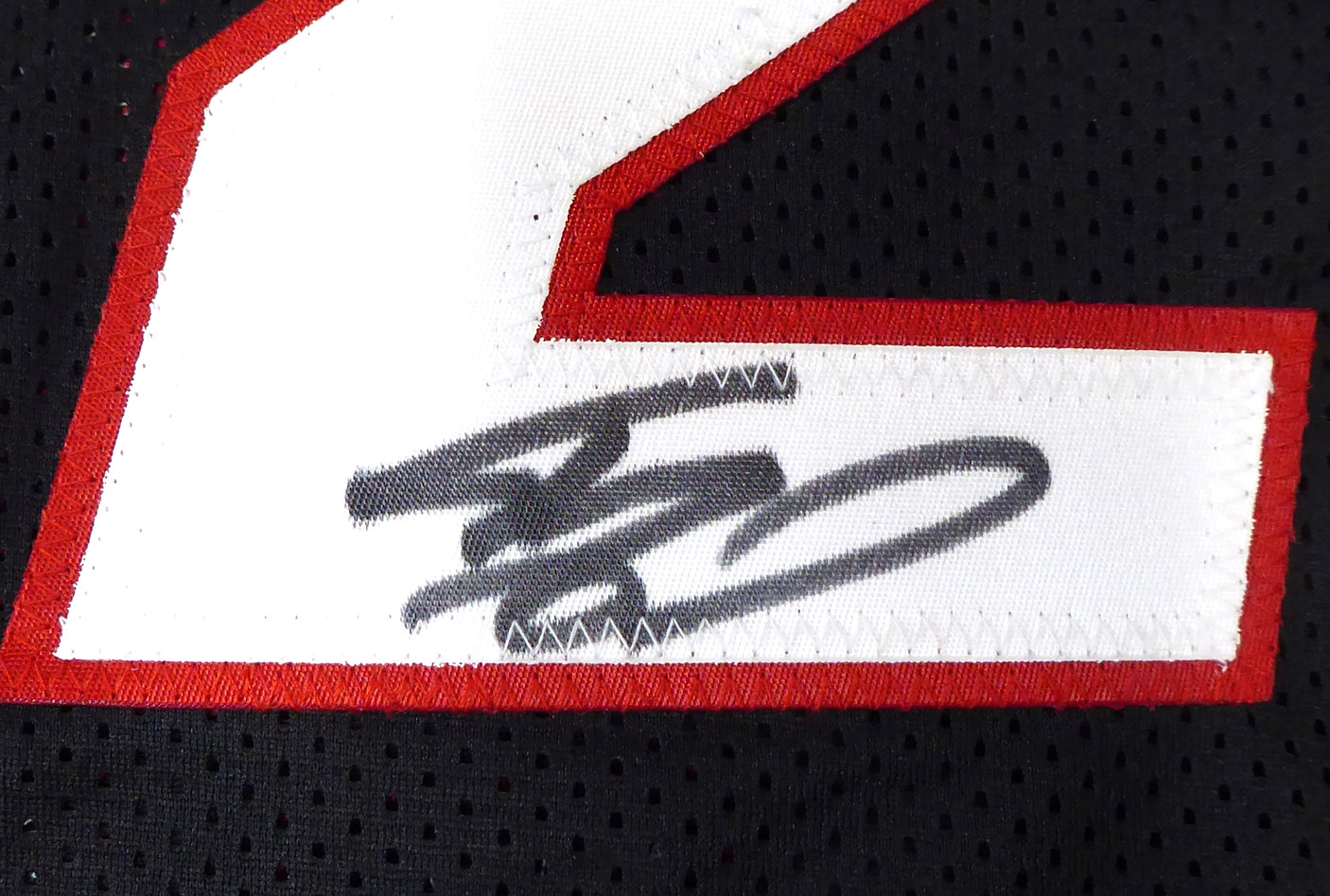 Miami Heat Shaquille Shaq O'Neal Autographed Black Jersey On 2 Beckett BAS Stock #191016