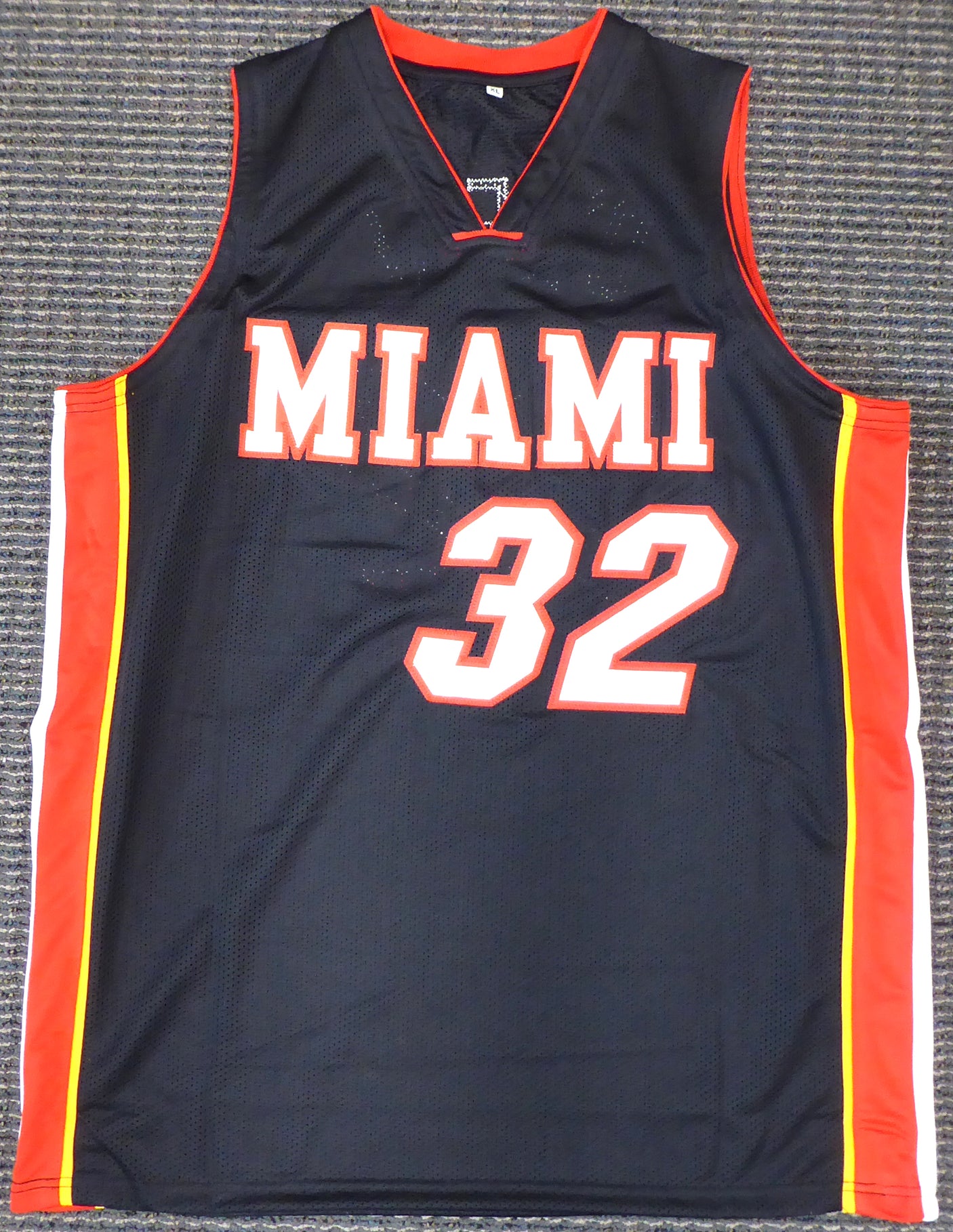Miami Heat Shaquille Shaq O'Neal Autographed Black Jersey On 2 Beckett BAS Stock #191016