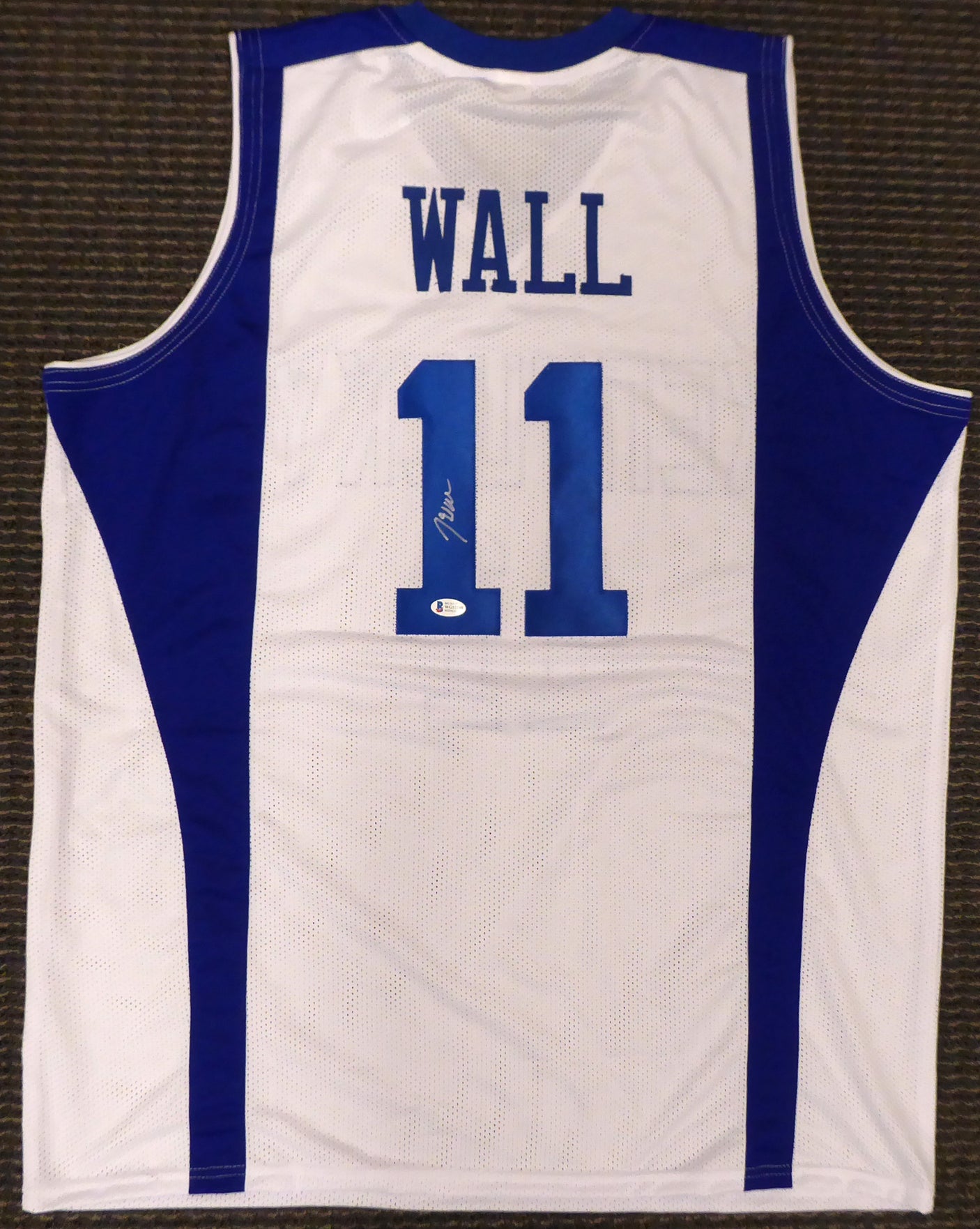 Kentucky Wildcats John Wall Autographed White Jersey Beckett BAS Stock #192169
