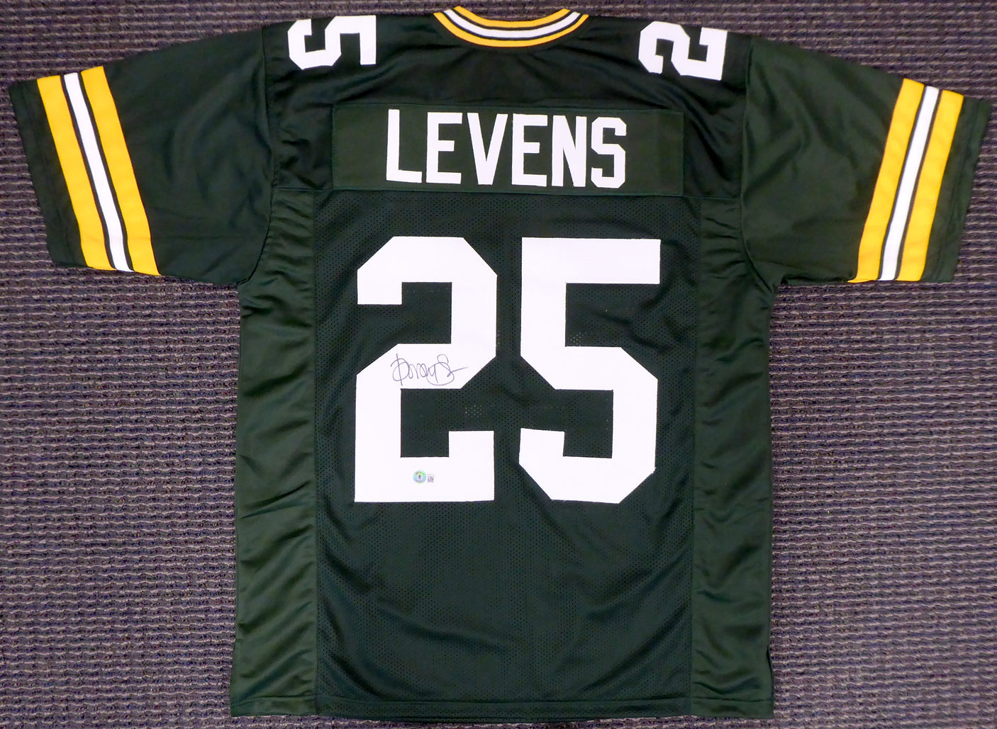 Green Bay Packers Dorsey Levens Autographed Green Jersey Beckett BAS QR Stock #193981