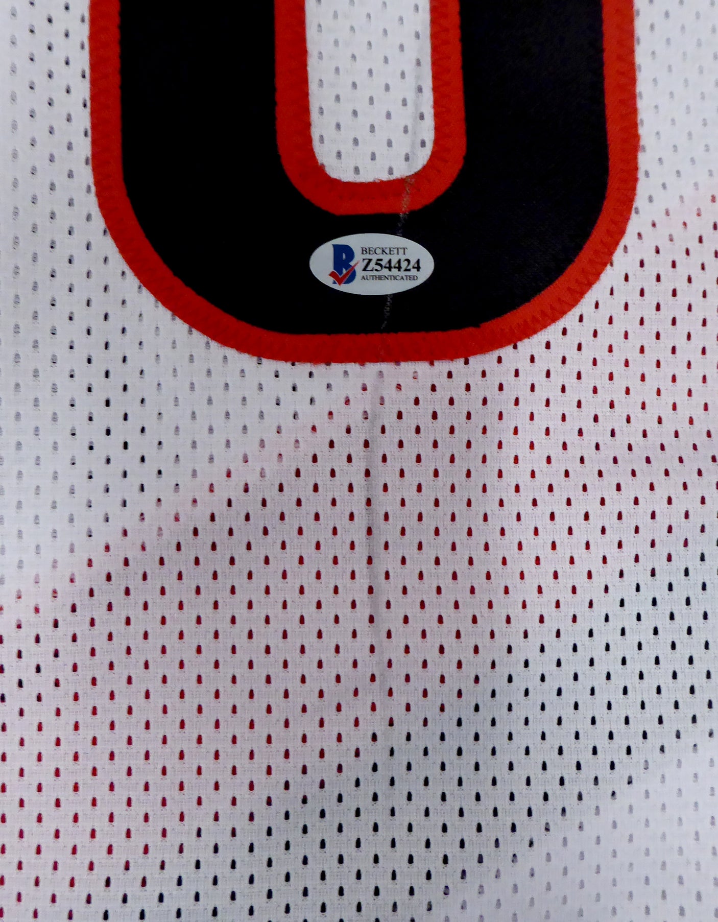 Portland Trail Blazers Damian Lillard Autographed White Jersey (Mark) Beckett BAS #Z54424