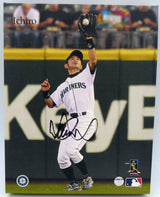 Ichiro Suzuki Autographed 7.5x9.5 Stretched Canvas Photo Seattle Mariners IS Holo SKU #202101