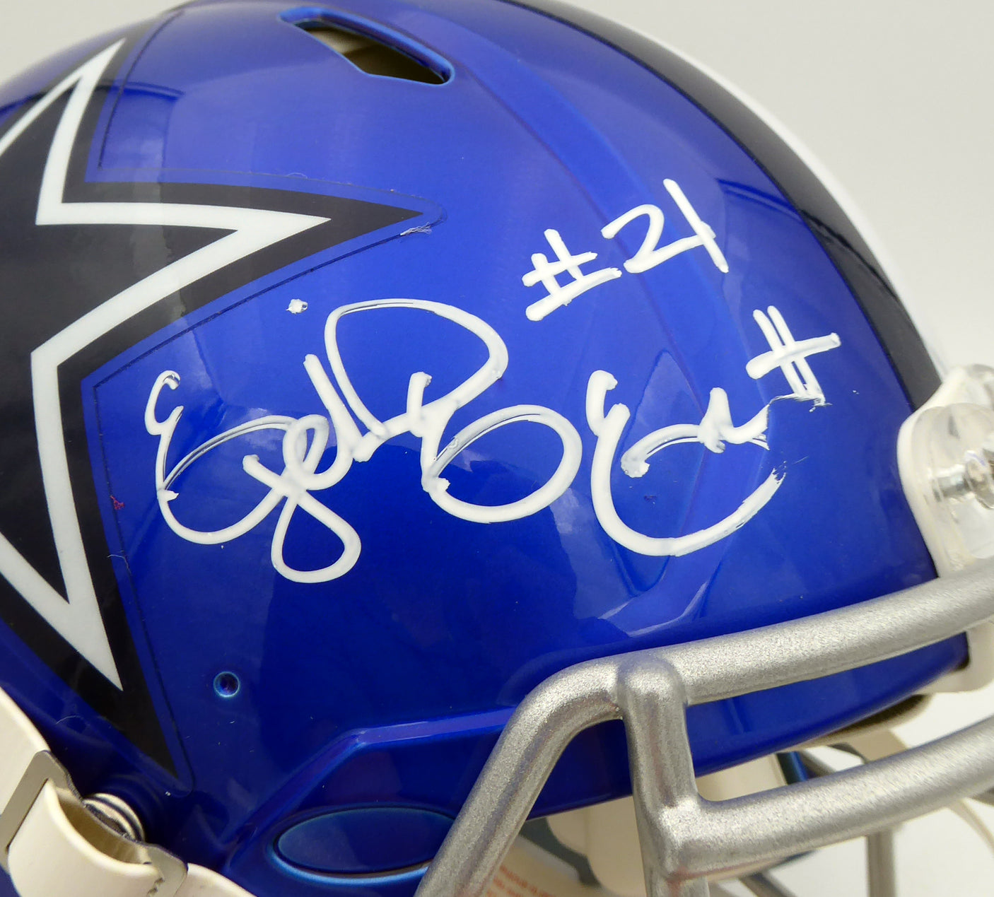 Ezekiel Elliott Autographed Dallas Cowboys Flash Blue Full Size Authentic Speed Helmet (Smudge) Beckett BAS #WT81470