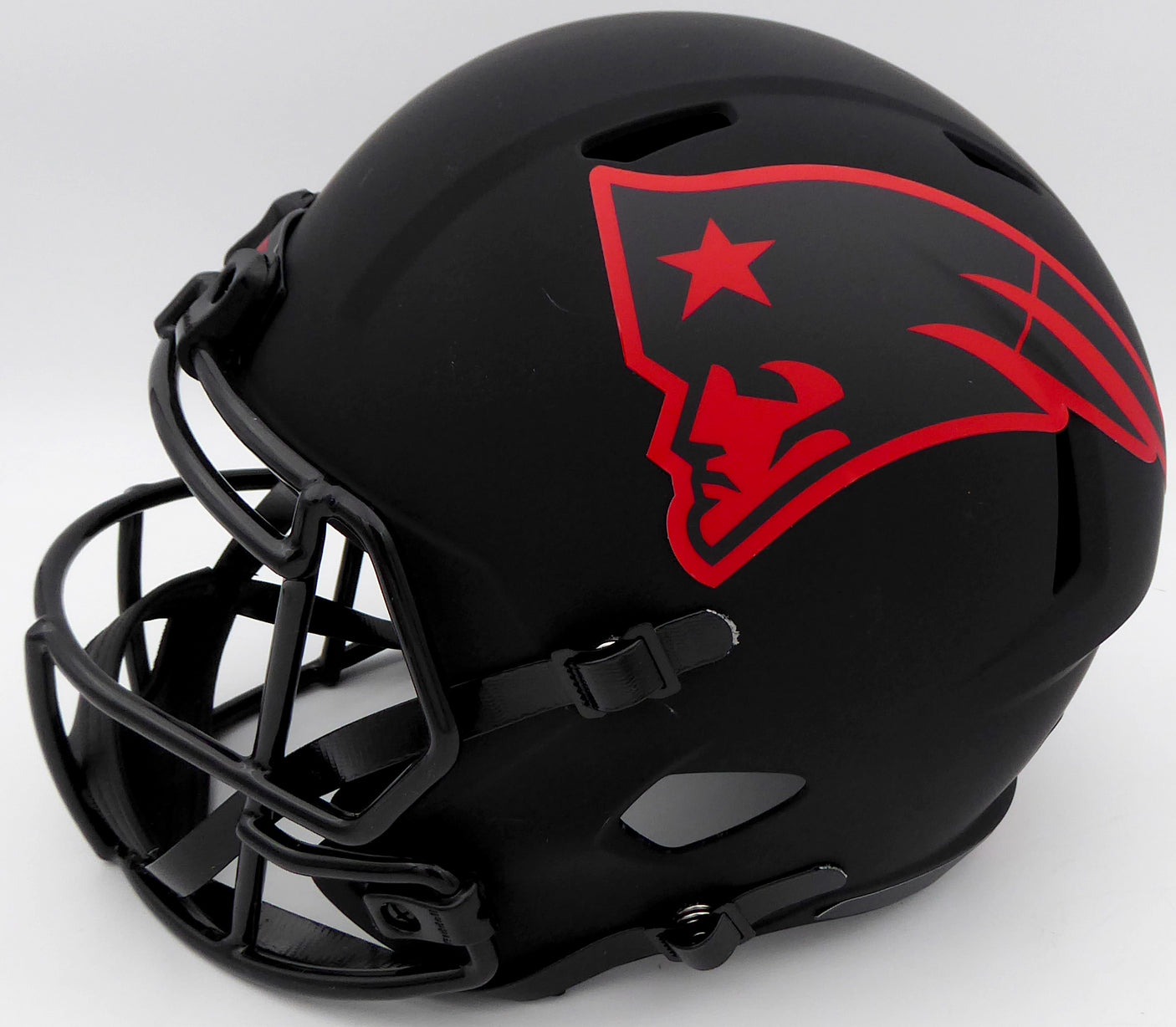 Mac Jones Autographed New England Patriots Eclipse Black Full Size Replica Speed Helmet (Light Auto) Beckett BAS QR #WS86065
