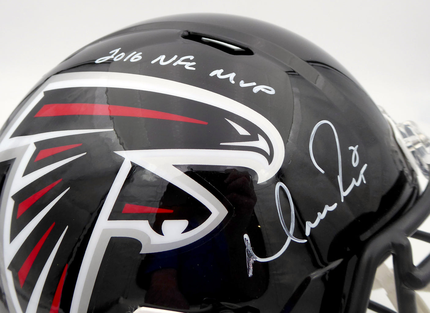 Matt Ryan Autographed Atlanta Falcons Full Size Replica Speed Helmet "2016 NFL MVP" (Smudge) Beckett BAS QR #WL25974