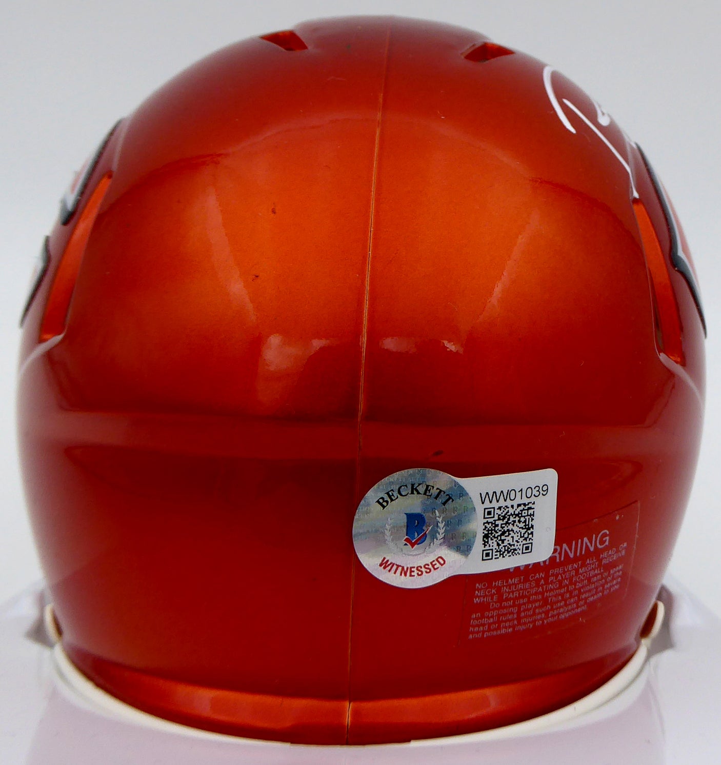 Roquan Smith Autographed Chicago Bears Flash Orange Speed Mini Helmet (Smudged) Beckett BAS #WW01039