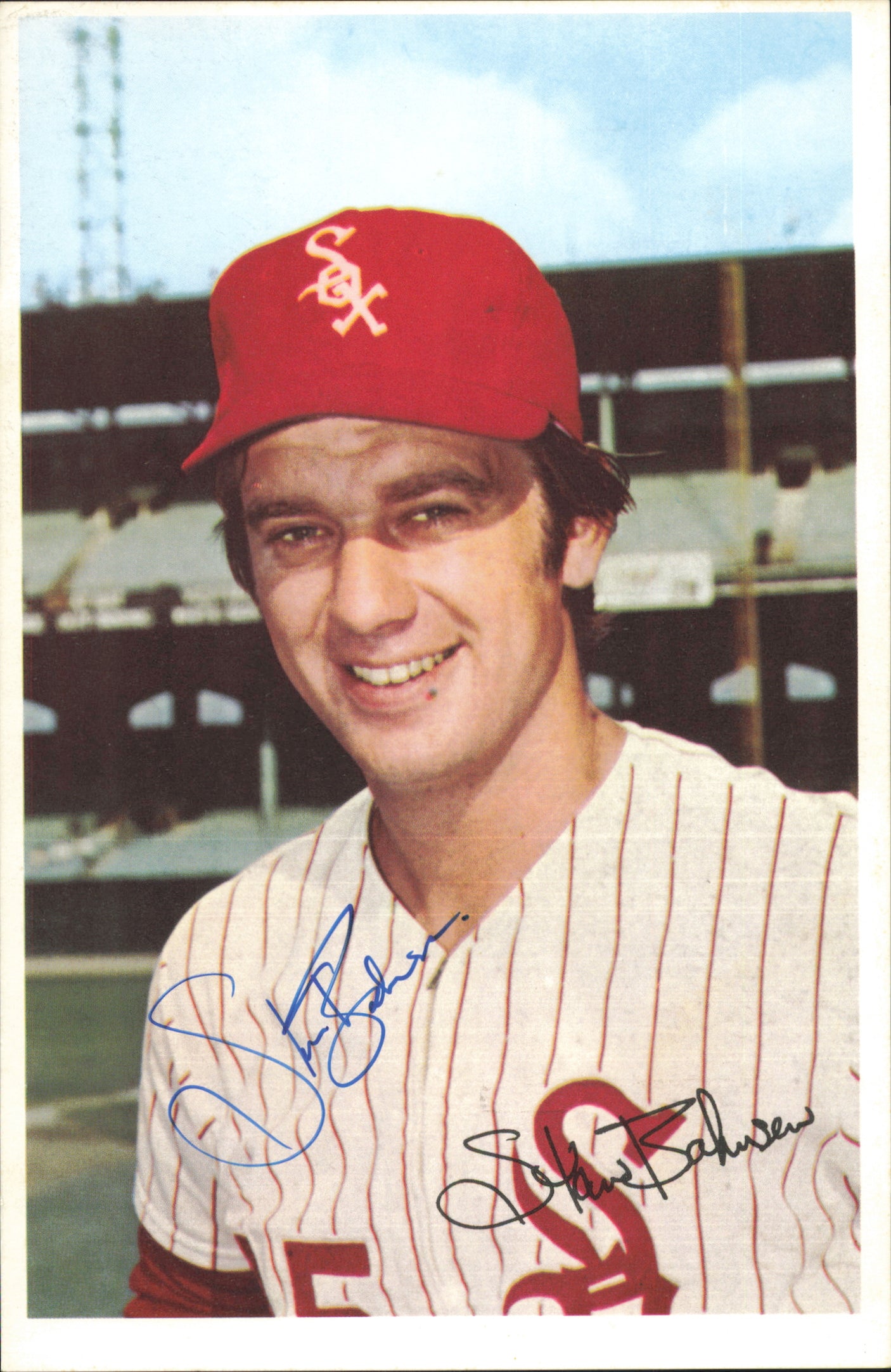 Chicago White Sox Autographed 19 Count Lot of 6x9 Team Issued Photos SKU #236197