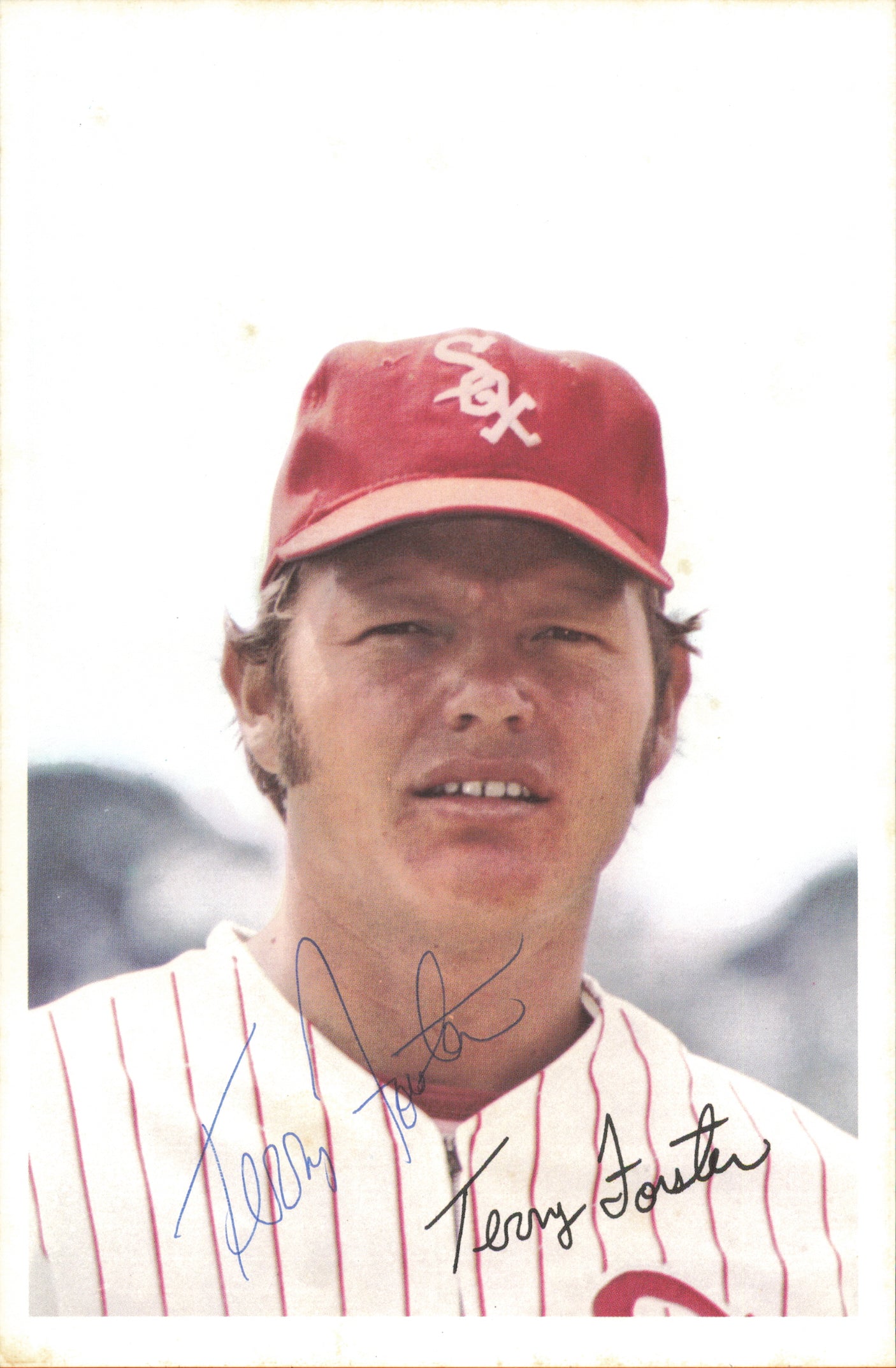 Chicago White Sox Autographed 19 Count Lot of 6x9 Team Issued Photos SKU #236197