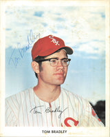 Chicago White Sox Autographed 17 Count Lot of 8x10 Team Issued Photos SKU #236199