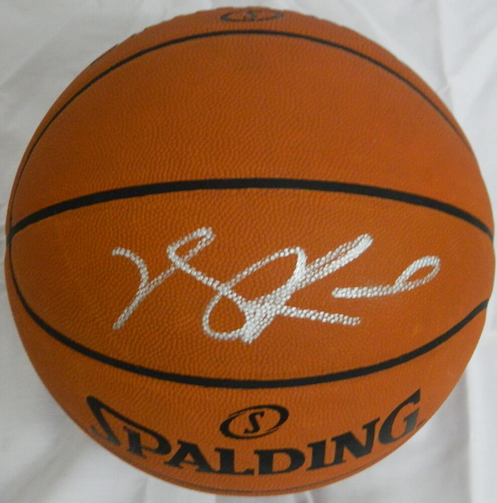 Derrick Rose Signed Spalding Official NBA Basketball