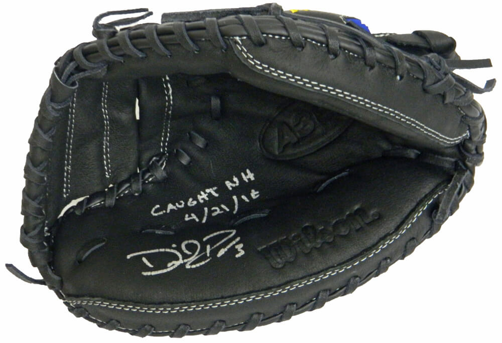 David Ross Signed Wilson A360 Black Catchers Glove w/Caught NH 4-21-16