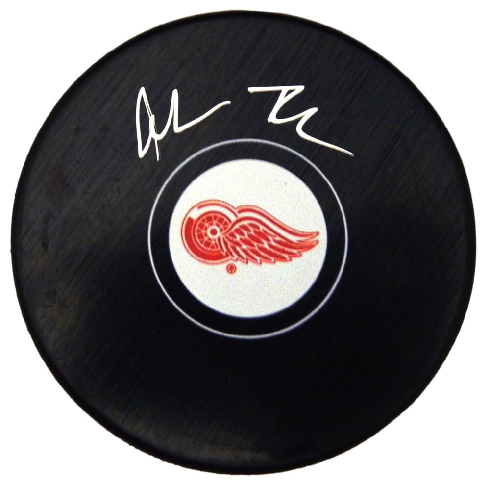 Alan Ruck Signed Detroit Red Wings Logo Hockey Puck