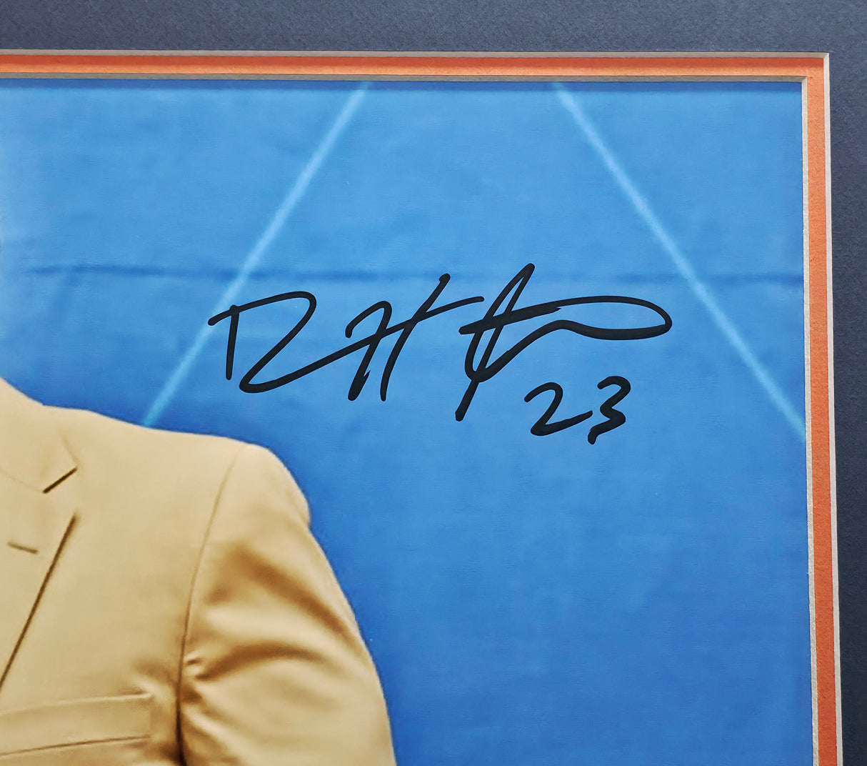 Devin Hester Autographed Framed 16x20 Photo Chicago Bears HOF Ceremony Beckett BAS QR Stock #253604