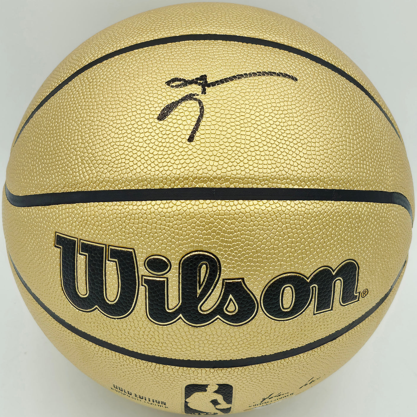 Allen Iverson Autographed Gold Edition Composite Leather Basketball Philadelphia 76ers Beckett BAS Witness Stock #253647