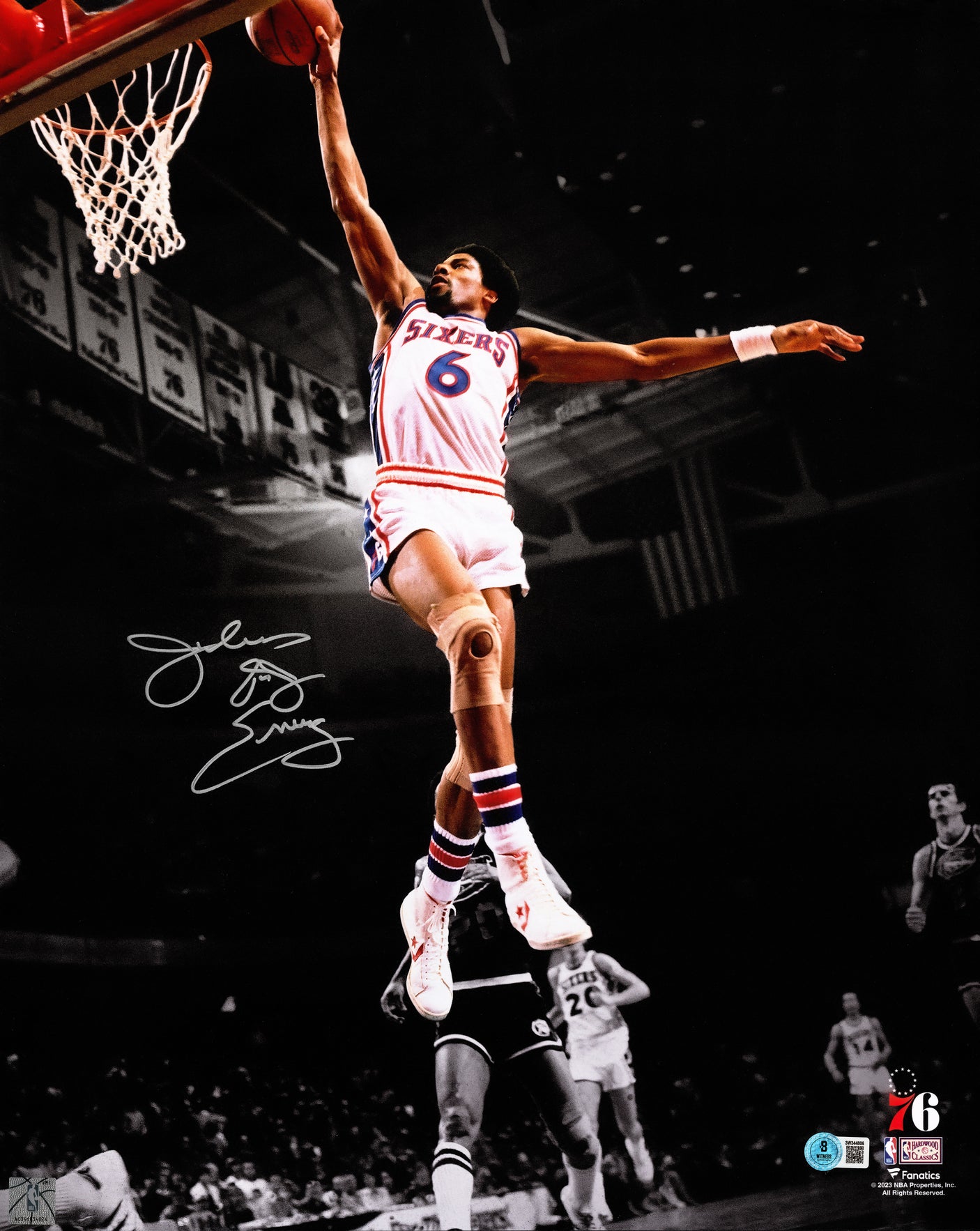 Julius "Dr. J" Erving Autographed 16x20 Photo Philadelphia 76ers Beckett BAS Witness Stock #253713