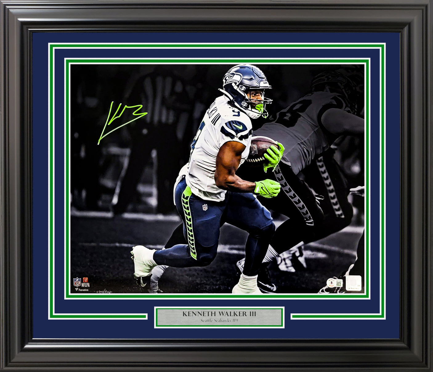 Kenneth Walker III Autographed Framed 16x20 Photo Seattle Seahawks Spotlight Beckett BAS Witness Stock #254247