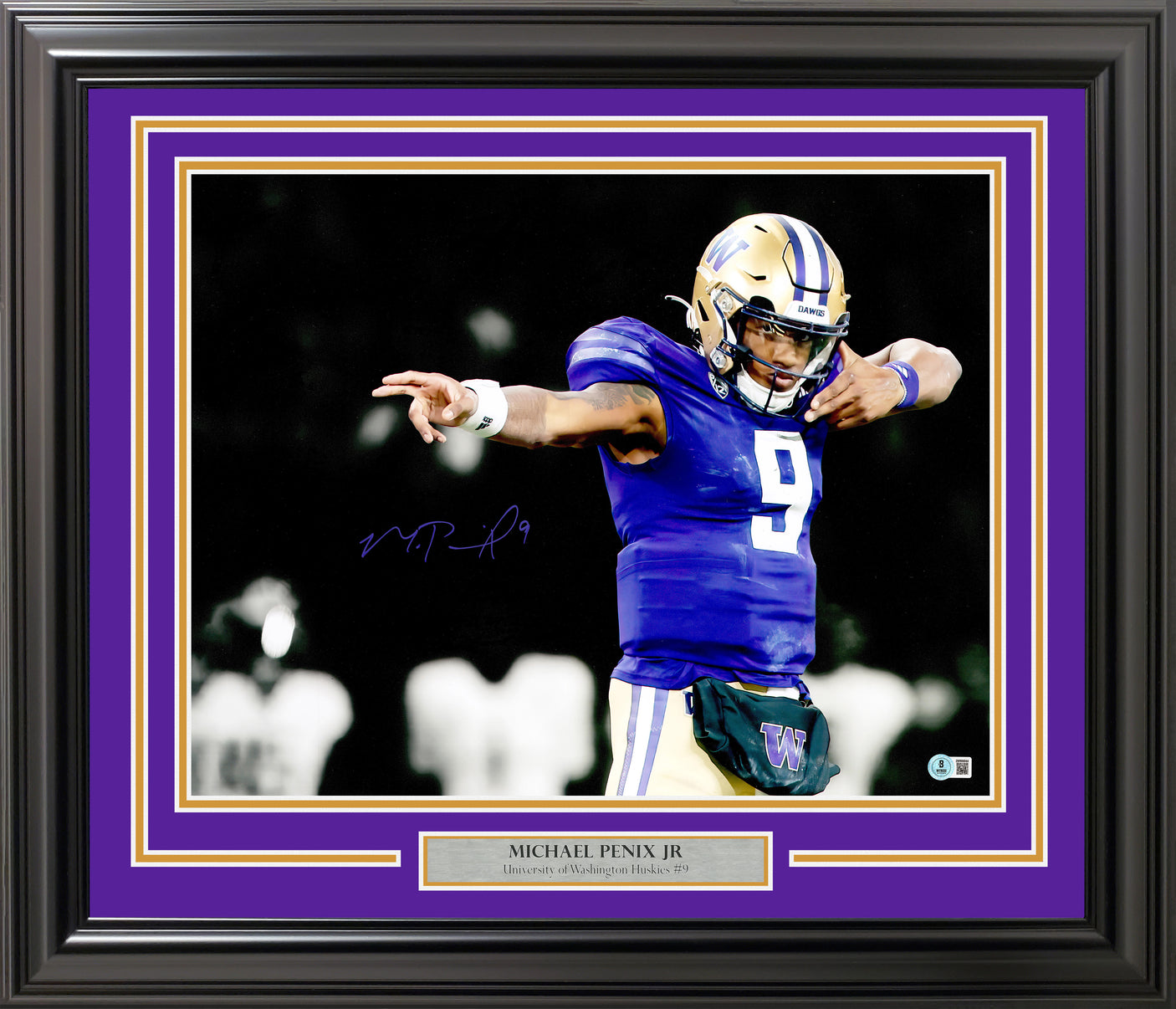 Michael Penix Jr Autographed Framed 16x20 Photo Washington Huskies Bow & Arrow Beckett BAS Witness Stock #254251