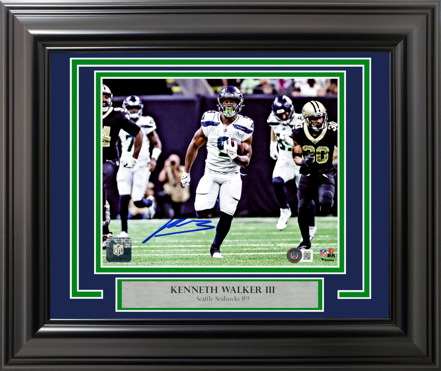 Kenneth Walker III Autographed Framed 8x10 Photo Seattle Seahawks Beckett BAS Witness Stock #254284