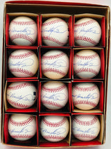 Sammy Sosa Autographed Rawlings Official MLB Baseball 12 Count Lot Chicago Cubs Full Name (Damaged) Beckett BAS Witness Stock #268008