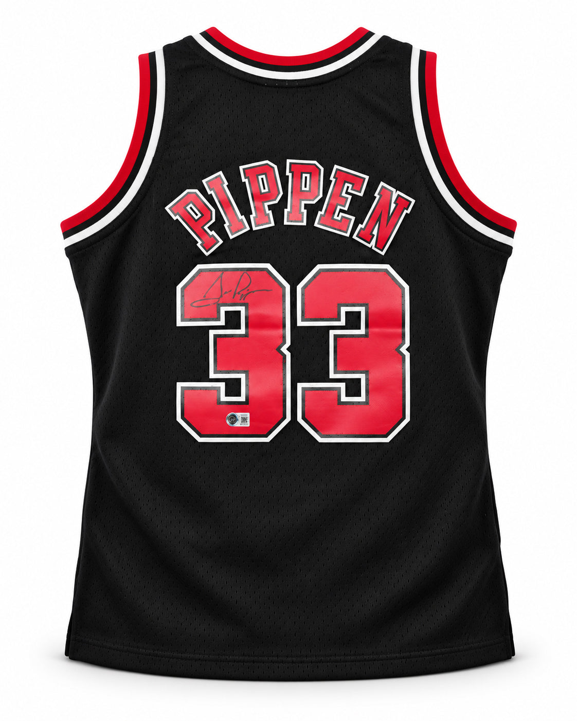 Chicago Bulls Scottie Pippen Autographed Black Authentic Mitchell & Ness 1997-98 HWC Swingman Jersey Size L Beckett BAS Witness Stock #268038