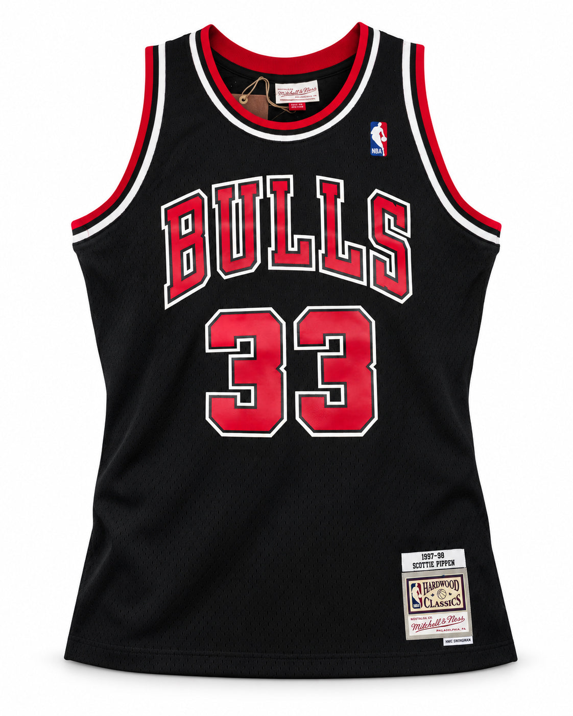 Chicago Bulls Scottie Pippen Autographed Black Authentic Mitchell & Ness 1997-98 HWC Swingman Jersey Size L Beckett BAS Witness Stock #268038