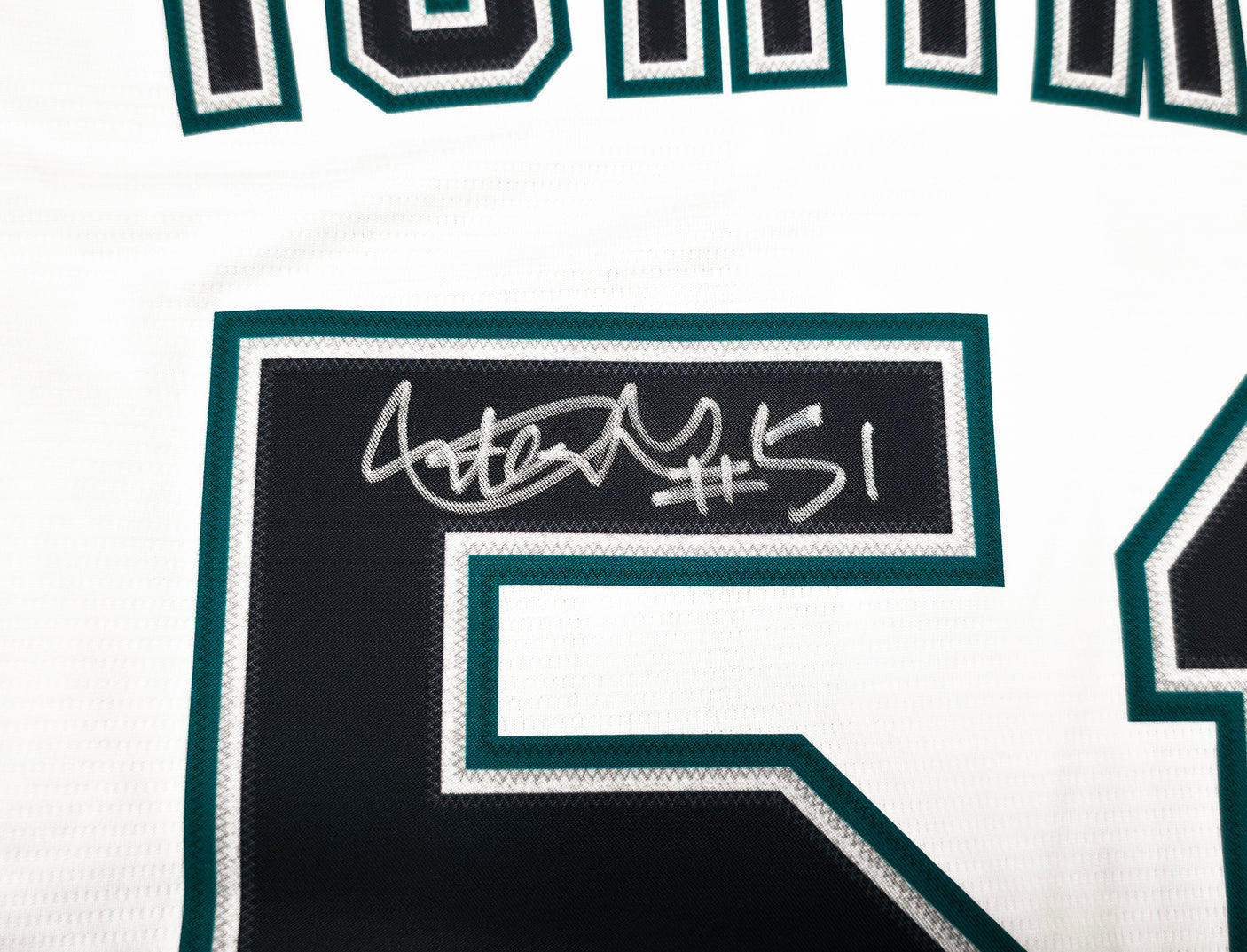 Seattle Mariners Ichiro Suzuki Autographed White Nike Jersey Size L "#51" IS Holo & Beckett BAS Witness Stock #254343