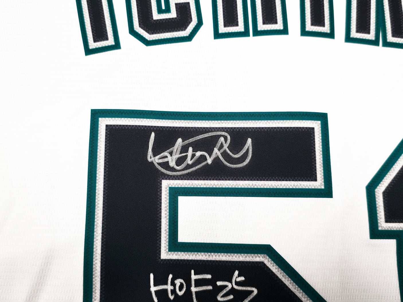 Seattle Mariners Ichiro Suzuki Autographed White Nike Jersey Size L "HOF 25" IS Holo & Beckett BAS Witness Stock #254345