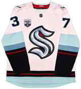 Seattle Kraken Yanni Gourde Autographed White Fanatics Jersey Size XL Fanatics Holo Stock #254451