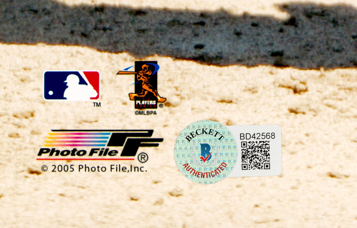 Felix Hernandez Autographed Framed 11x14 Photo Seattle Mariners Beckett BAS QR Stock #256662