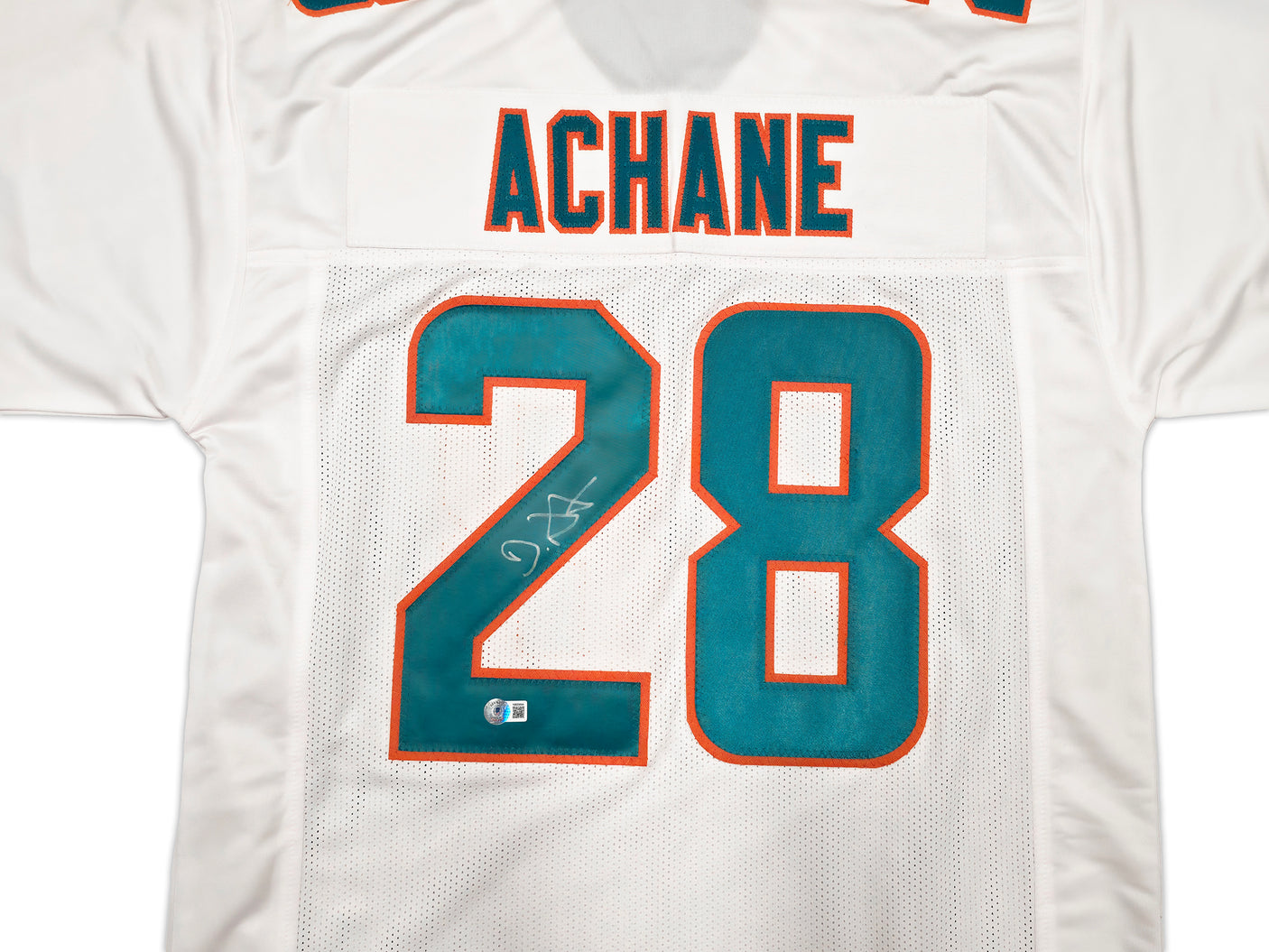 Miami Dolphins De'Von Achane Autographed White Jersey Beckett BAS Witness Stock #256916