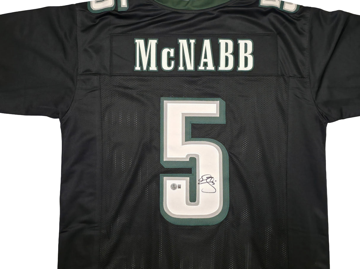 Philadelphia Eagles Donovan McNabb Autographed Black Jersey Beckett BAS Witness Stock #256860