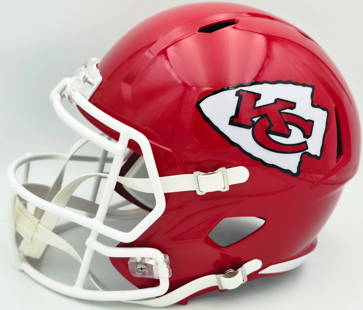 Kenneth Walker III Autographed Kansas City Chiefs Red Full Size Speed Replica Helmet Beckett BAS Witness Stock #262127