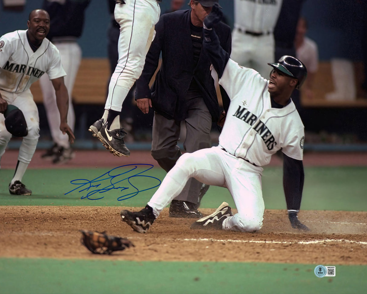 Ken Griffey Jr. Autographed 16x20 Photo Seattle Mariners "The Dogpile" Beckett BAS Witness Stock #262147