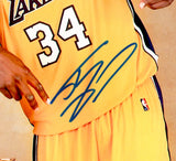 Shaquille Shaq O'Neal Autographed 16x20 Photo Los Angeles Lakers Beckett BAS Witness Stock #262079