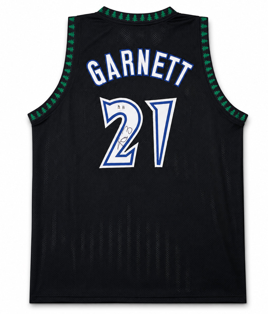 Minnesota Timberwolves Kevin Garnett Autographed Black Jersey Beckett BAS Witness Stock #265800
