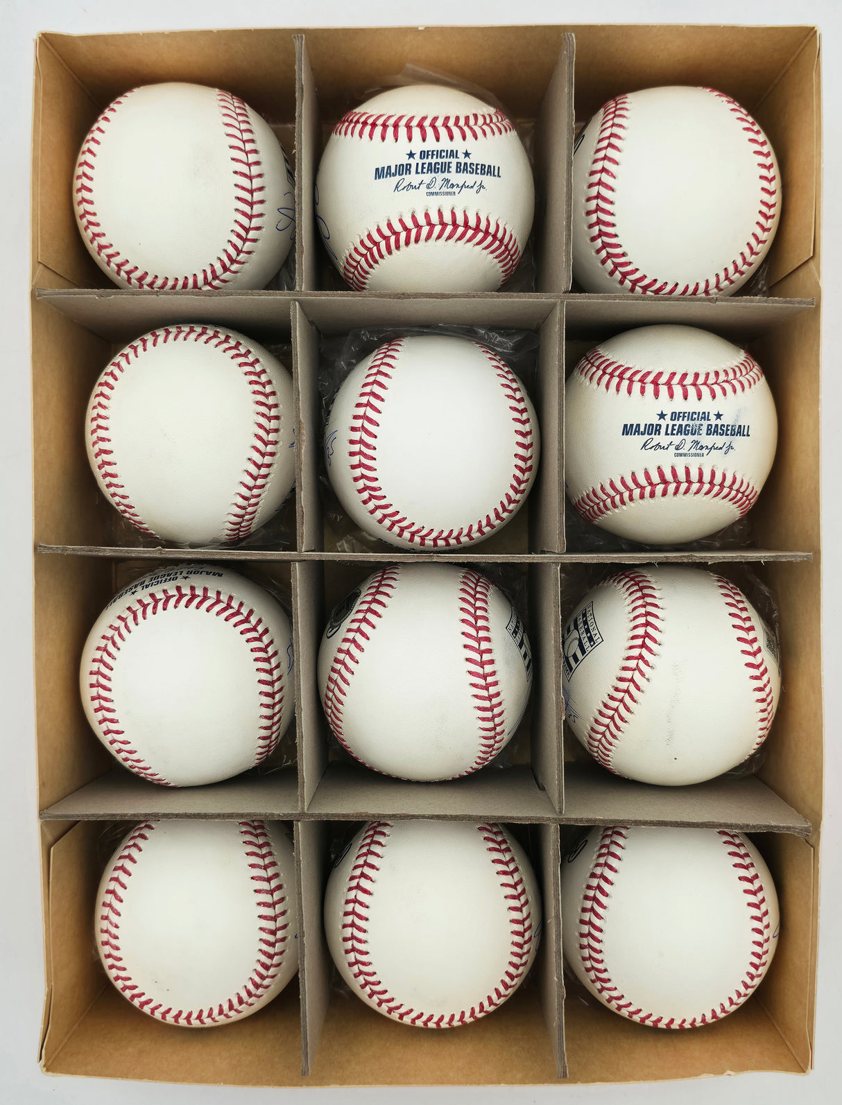 Frank Thomas Autographed Official Hall of Fame HOF Logo MLB Baseball 12 Count Lot Chicago White Sox (Imperfections) Beckett BAS QR Stock #266298