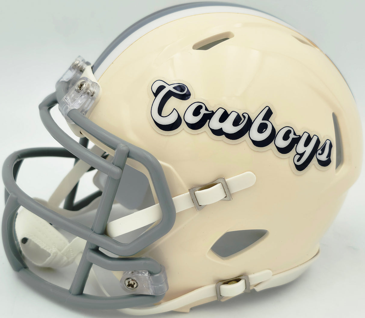 Dez Bryant Autographed Dallas Cowboys Cream Retro Speed Mini Helmet Beckett BAS Witness Stock #267500
